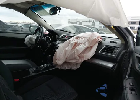 2016 Subaru Outback 2.5I Premium z USA, uszkodzony, nr VIN 4S4BSADC6G3272201